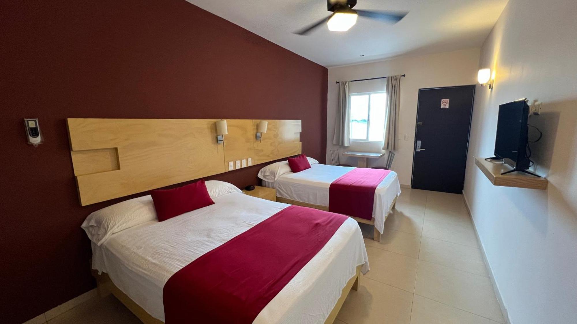 Nova Hotel Cadereyta Jiménez Eksteriør bilde