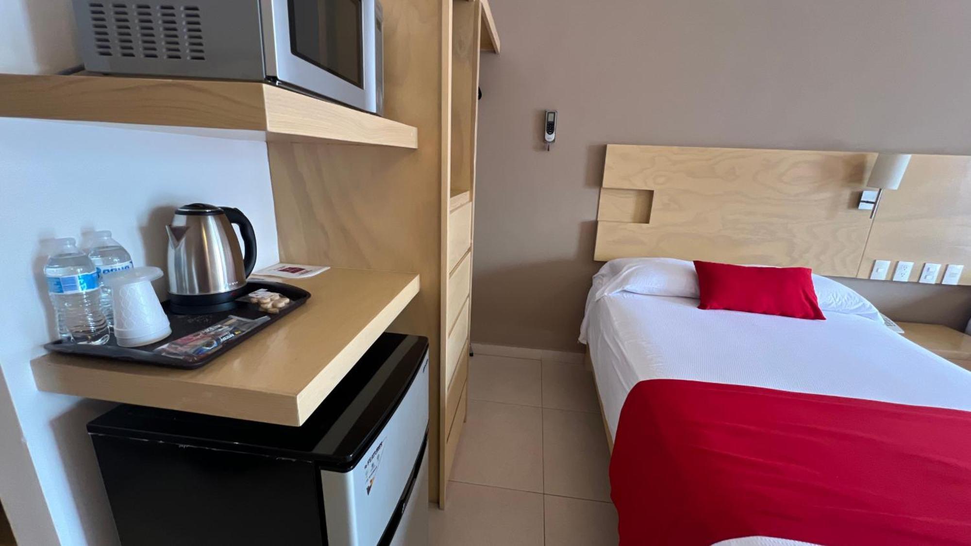Nova Hotel Cadereyta Jiménez Eksteriør bilde