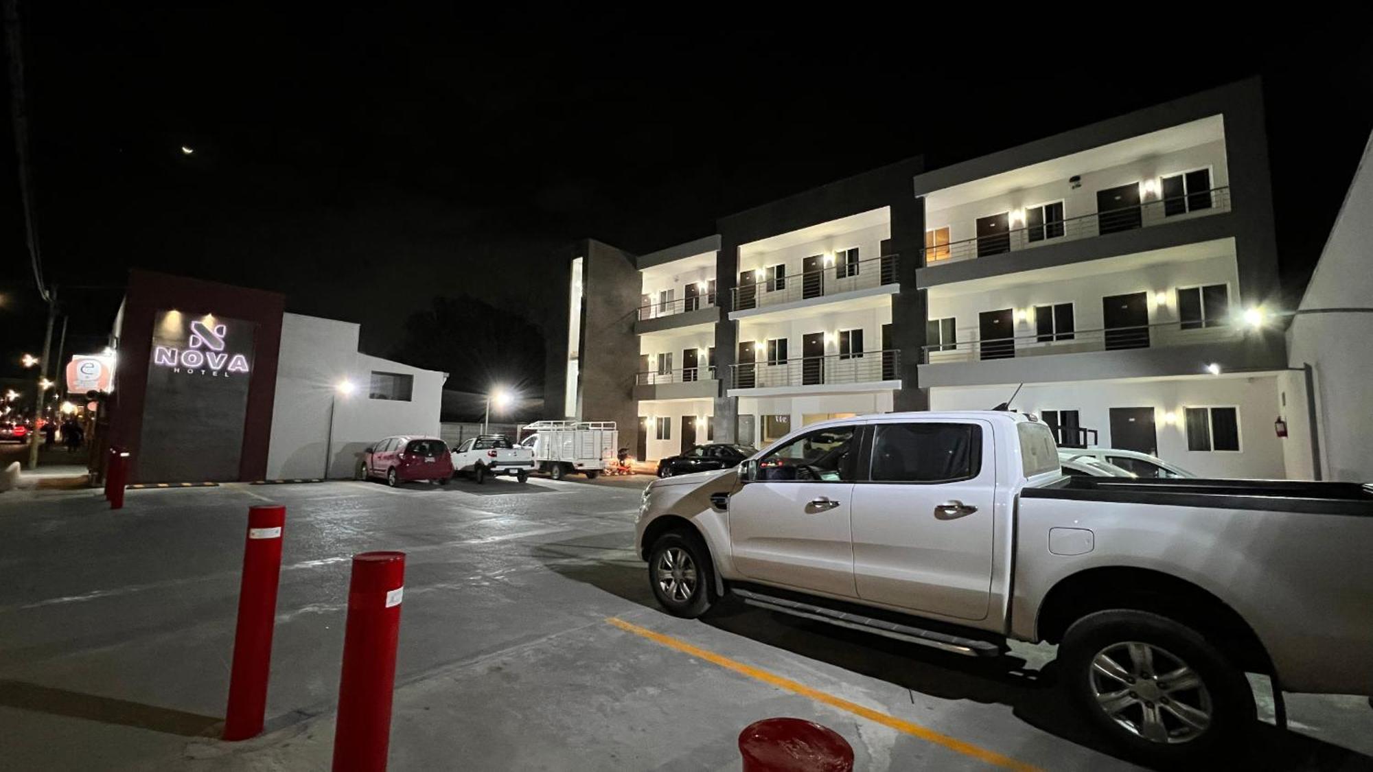 Nova Hotel Cadereyta Jiménez Eksteriør bilde